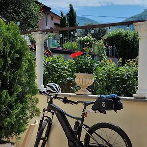 https://locanda-elena.it-tuscanyhotel.com