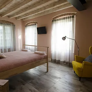 La Piana Bed & Breakfast